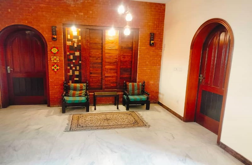 1 kanal house for rent in Phase 6 DHA Lahore