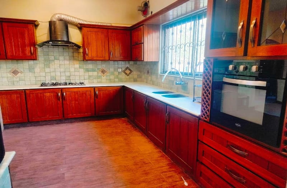 1 kanal house for rent in Phase 6 DHA Lahore