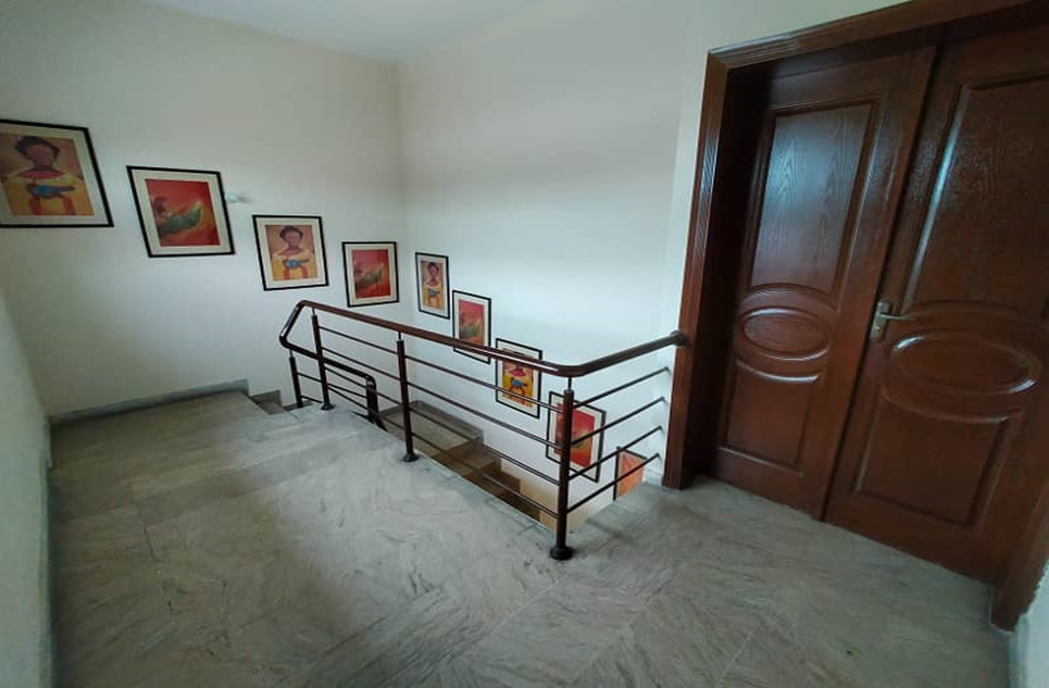 1 kanal house for rent in Phase 8 DHA Lahore