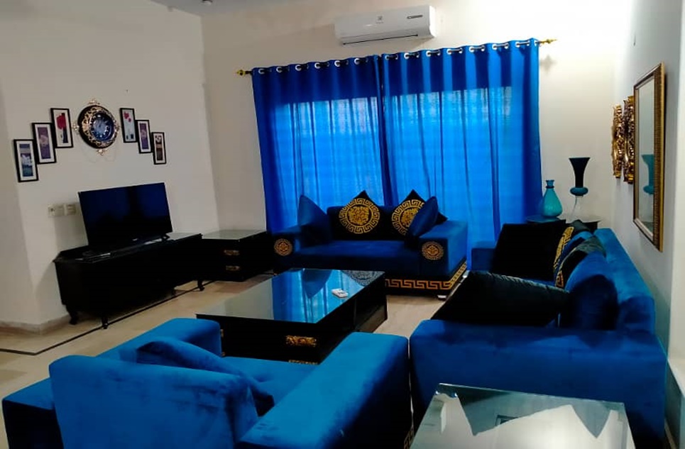 1 kanal house for rent in Phase 8 DHA Lahore