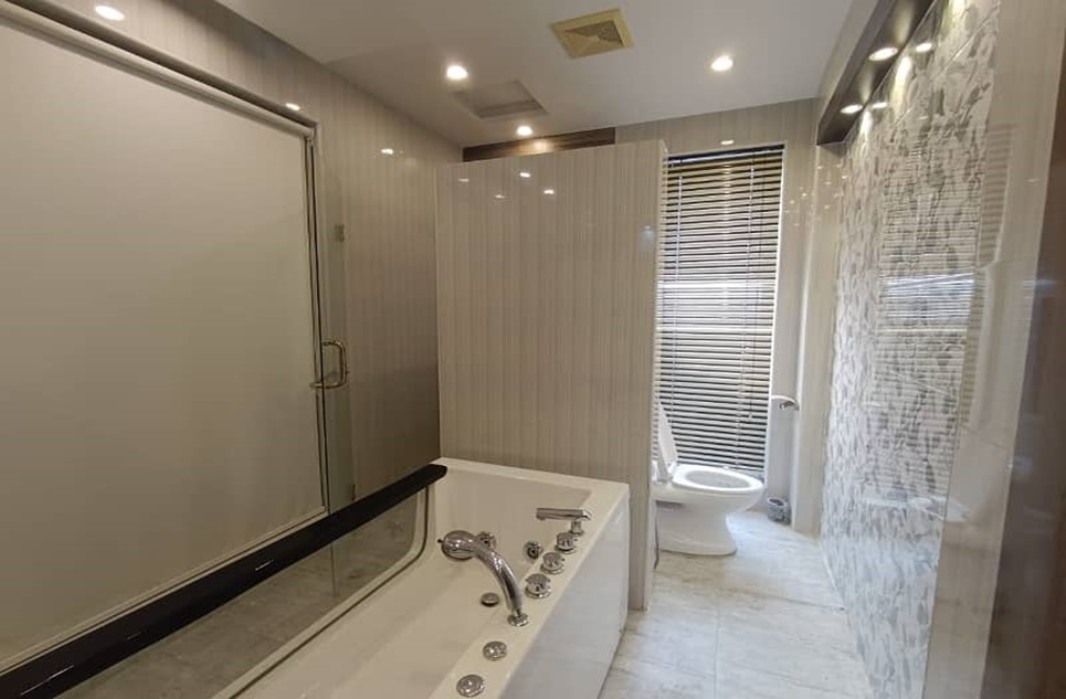 1 kanal house for rent in Phase 6 DHA Lahore