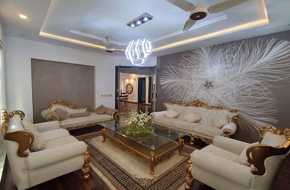 1 kanal house for rent in Phase 6 DHA Lahore