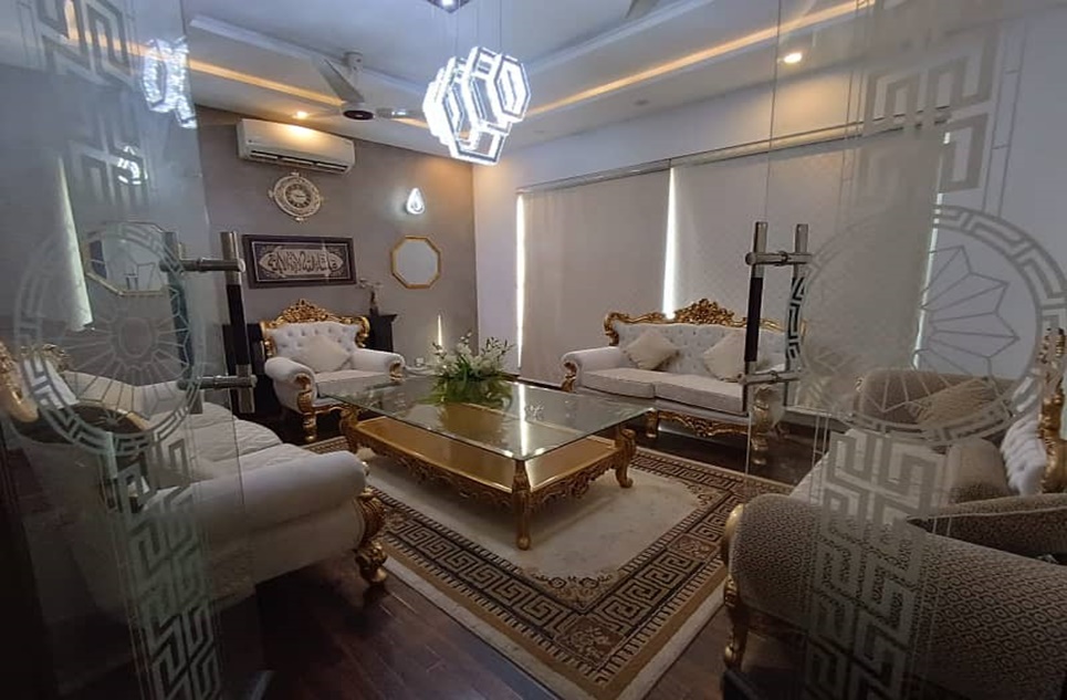 1 kanal house for rent in Phase 6 DHA Lahore