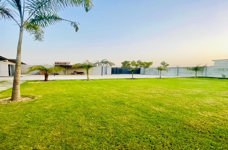 4 kanal farm for sale in Bedian Road Lahore