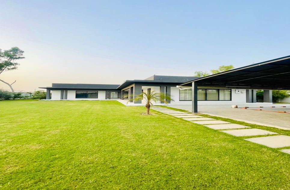 4 kanal farm for sale in Bedian Road Lahore