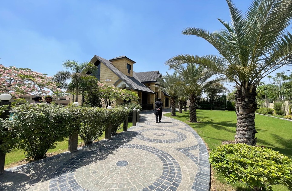 6 kanal farm for sale in Barki Road Lahore