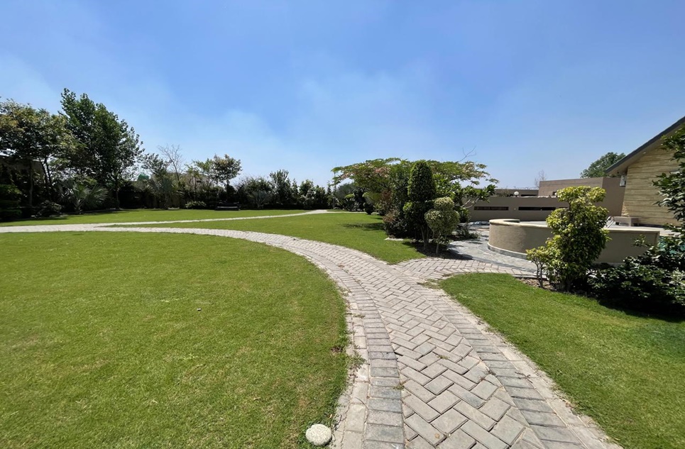 6 kanal farm for sale in Barki Road Lahore