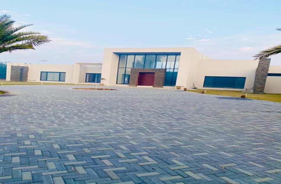 16 kanal farm for sale in Thethar Lahore