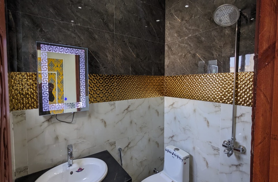 3 marla house for sale in Phase 2 Al-Kabir Town Lahore