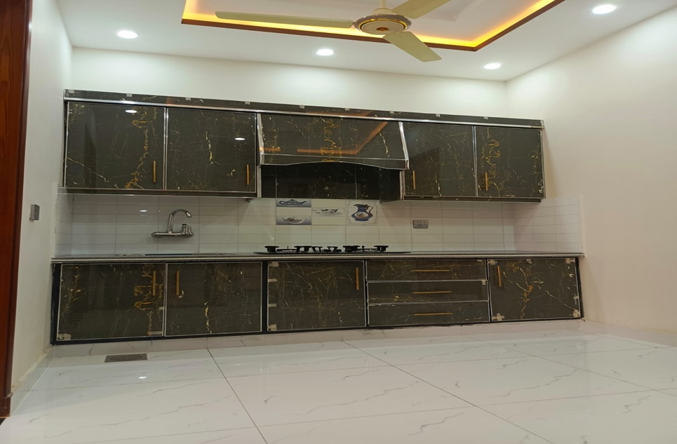 3 marla house for sale in Al-Kabir Town Lahore
