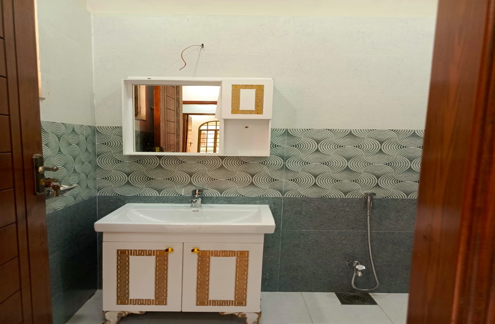 3 marla house for sale in Al-Kabir Town Lahore