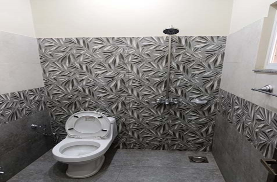5 marla house for sale in Central Park Housing Scheme Lahore