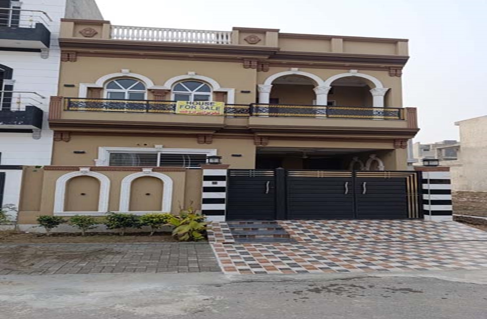 5 marla house for sale in Central Park Housing Scheme Lahore