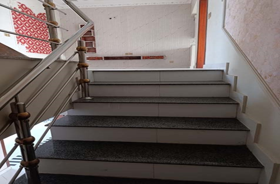 5 marla house for sale in Central Park Housing Scheme Lahore