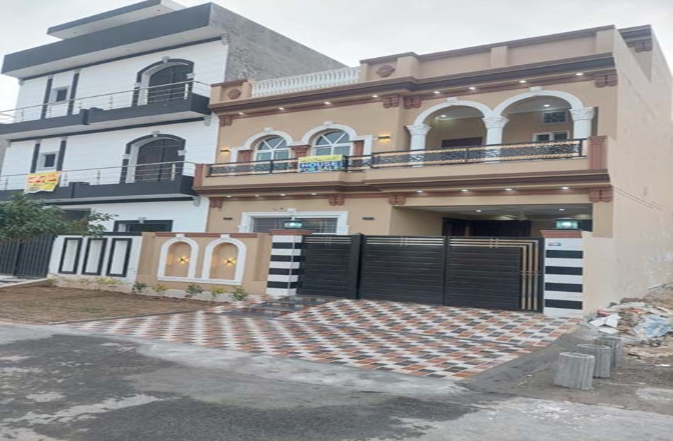 5 marla house for sale in Central Park Housing Scheme Lahore