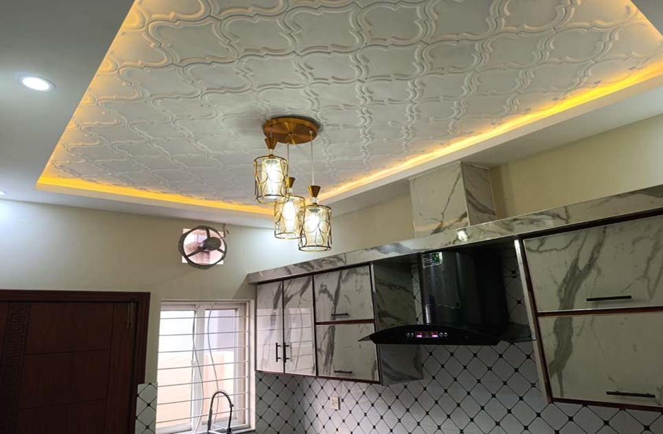 5 marla house for sale in Central Park Housing Scheme Lahore