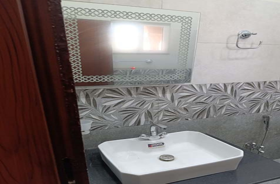 5 marla house for sale in Central Park Housing Scheme Lahore