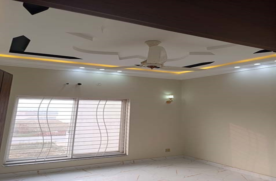 5 marla house for sale in Central Park Housing Scheme Lahore