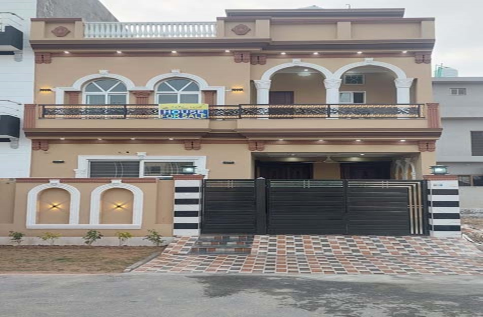 5 marla house for sale in Central Park Housing Scheme Lahore