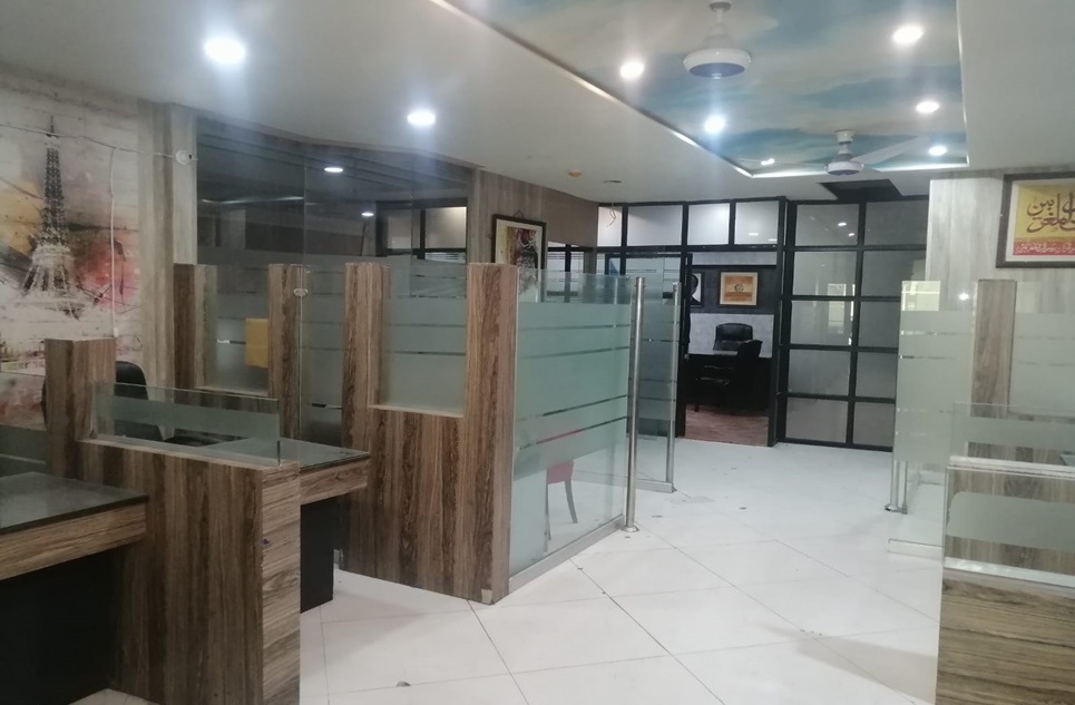 8 Marla First Floor Fully furnished office for Rent in Phase 3, DHA Lahore