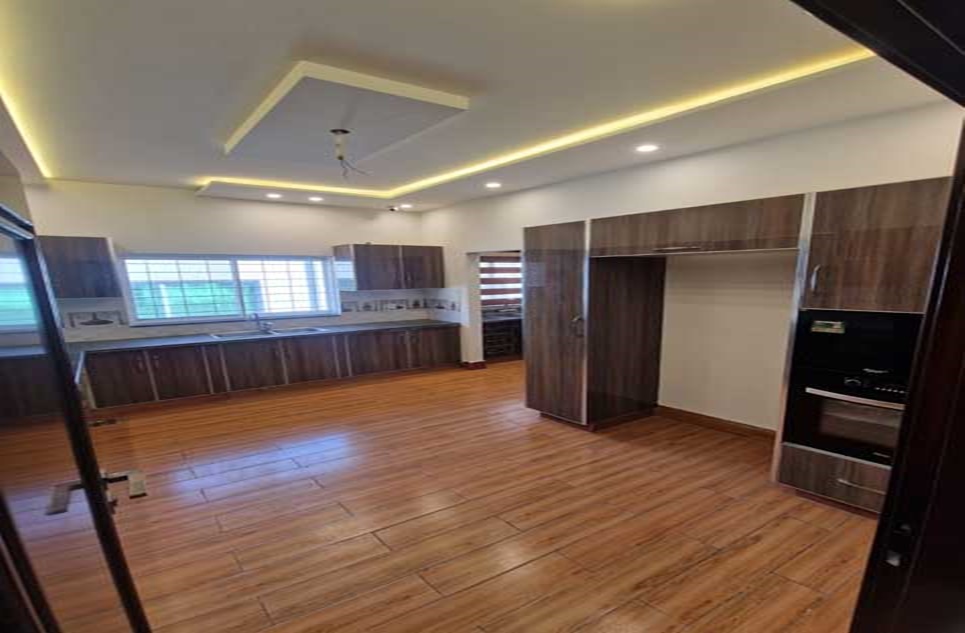 1 Kanal Brand New Furnished House for Sale in Nishtar Block Bahria Town Lahore