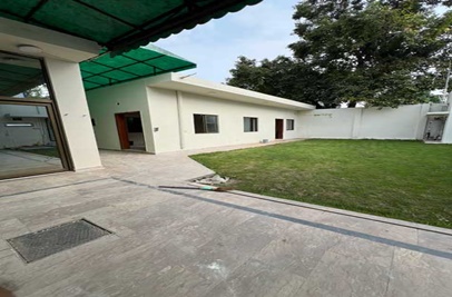 2 Kanal Single Story House For Rent Near M M Alam Road Gulberg Lahore