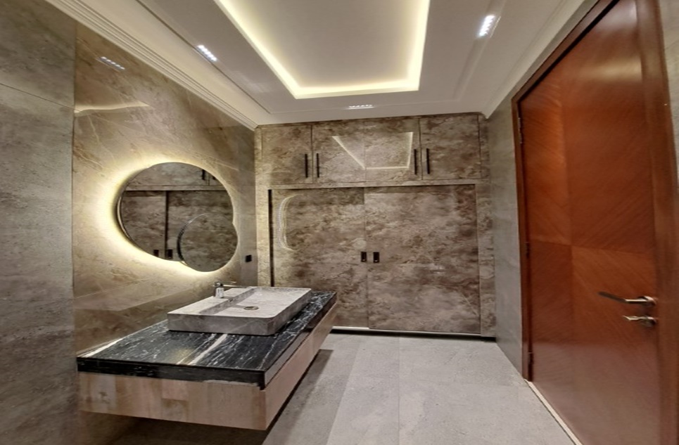 10 Marla House (House No 20) for Sale in Sector EE, Phase 4, DHA, Lahore