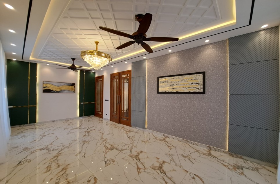 10 Marla House (House No 20) for Sale in Sector EE, Phase 4, DHA, Lahore