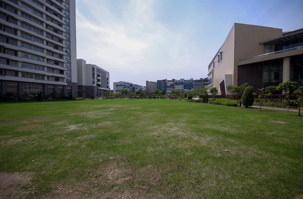 1 Bed Apartment for Sale in Penta Square, Phase 5, DHA, Lahore