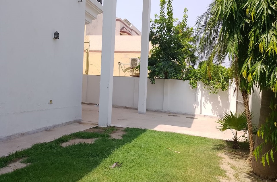 1 Kanal House (Upper Portion) for Rent in Block AA, Phase 4, DHA, Lahore