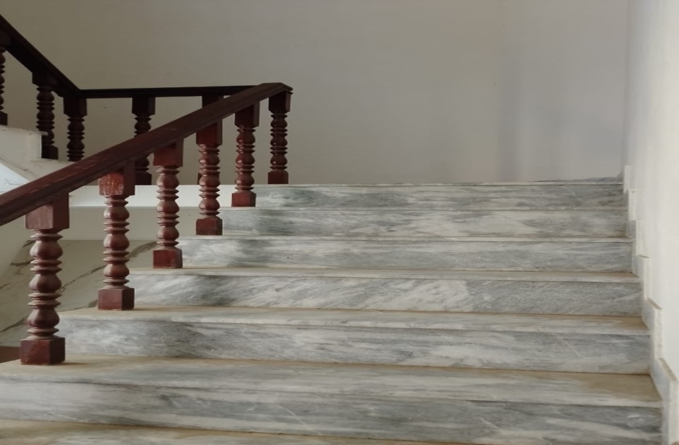 1 Kanal House (Upper Portion) for Rent in Block AA, Phase 4, DHA, Lahore
