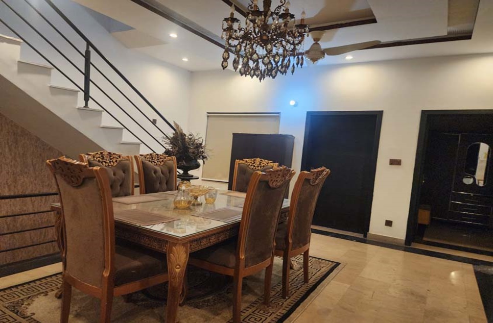 7.50 marla house for sale in Phase 2 Johar Town Lahore