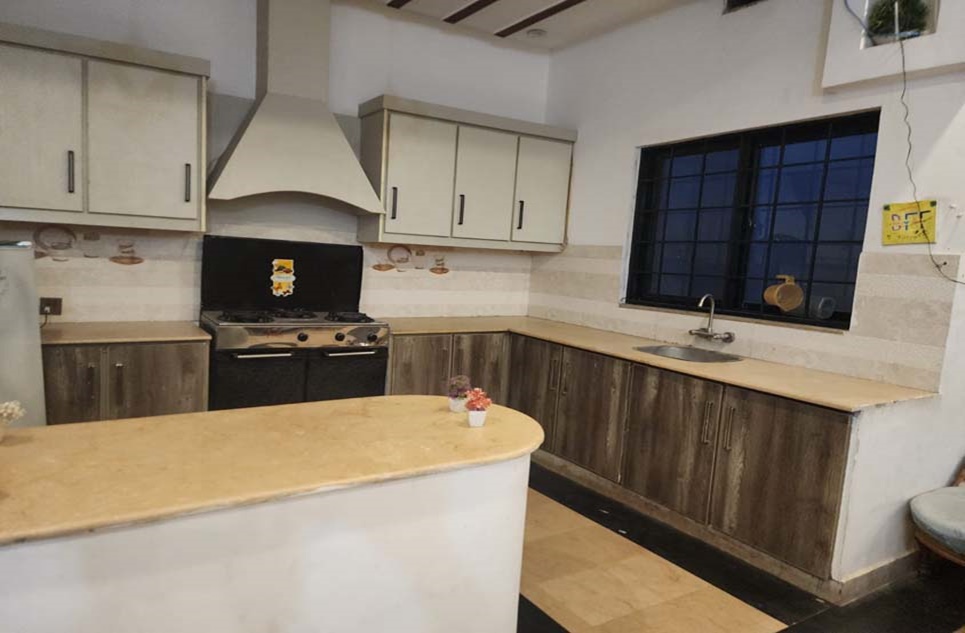 7.50 marla house for sale in Phase 2 Johar Town Lahore
