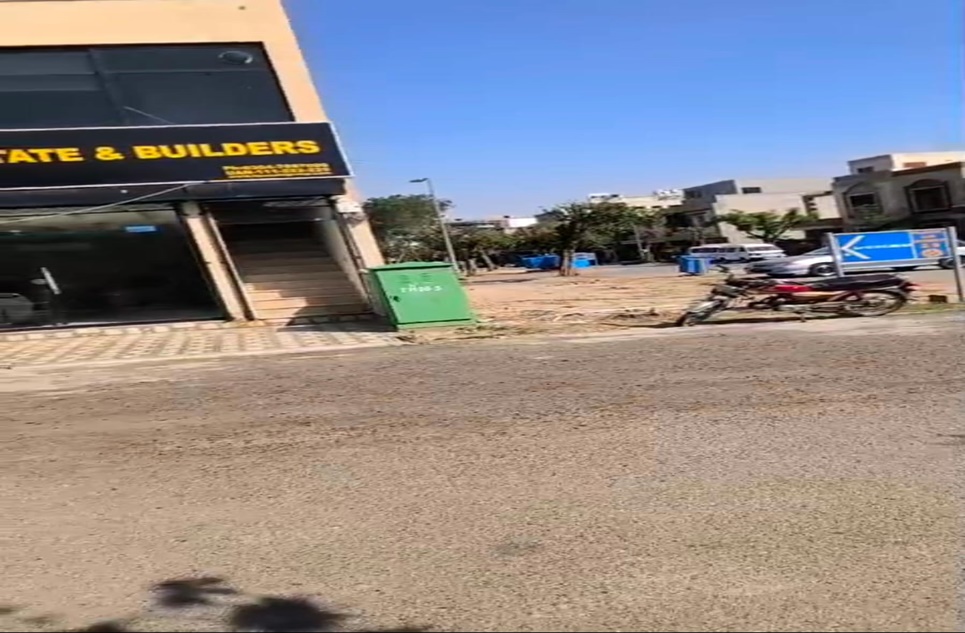 2 Marla Commercial Plot for Sale in Block AA, Sector D, Bahria Town, Lahore