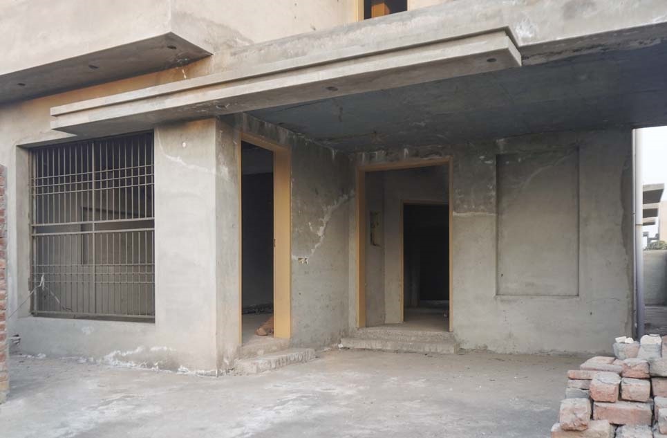 8 marla house for sale in Bahria Orchard Lahore