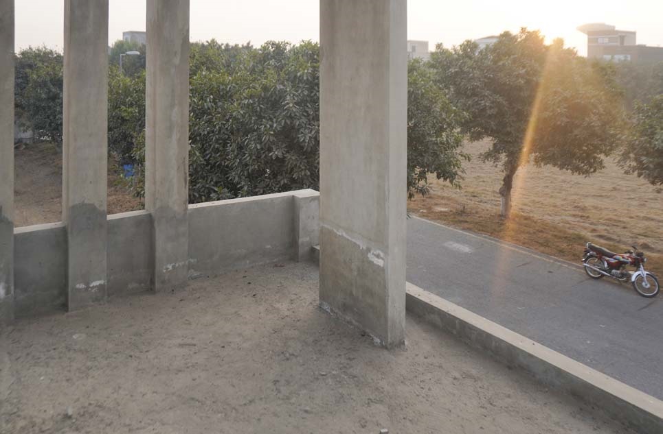 8 marla house for sale in Bahria Orchard Lahore