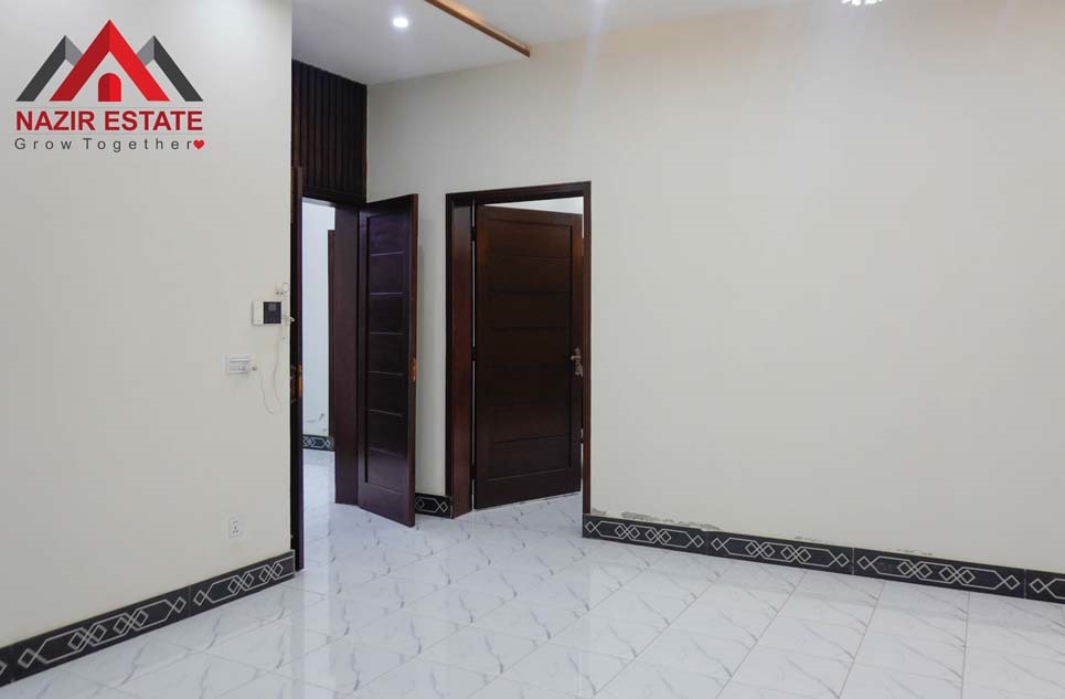 13 marla house for sale in Bahria Orchard Lahore