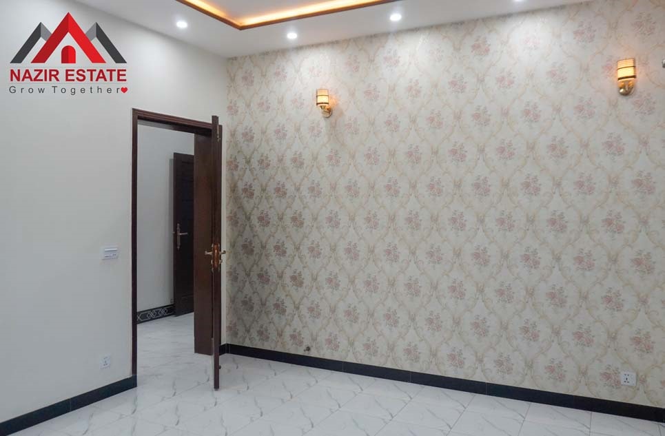 13 marla house for sale in Bahria Orchard Lahore