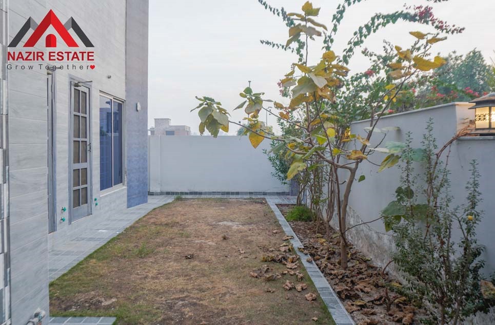 13 marla house for sale in Bahria Orchard Lahore