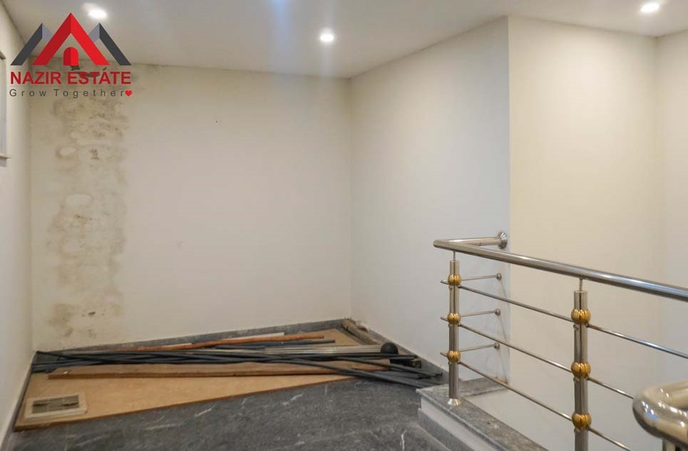 13 marla house for sale in Bahria Orchard Lahore