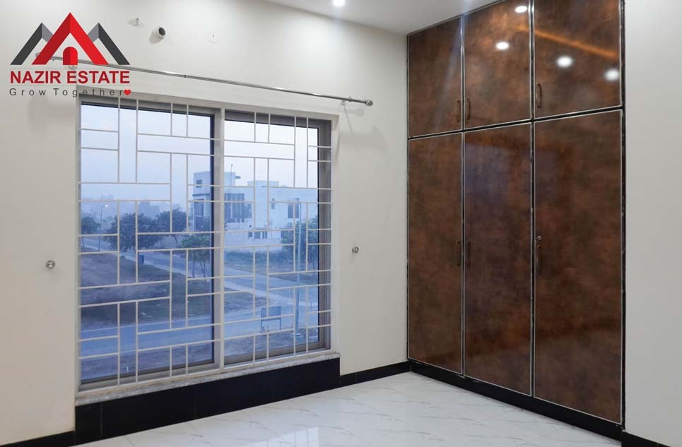 13 marla house for sale in Bahria Orchard Lahore