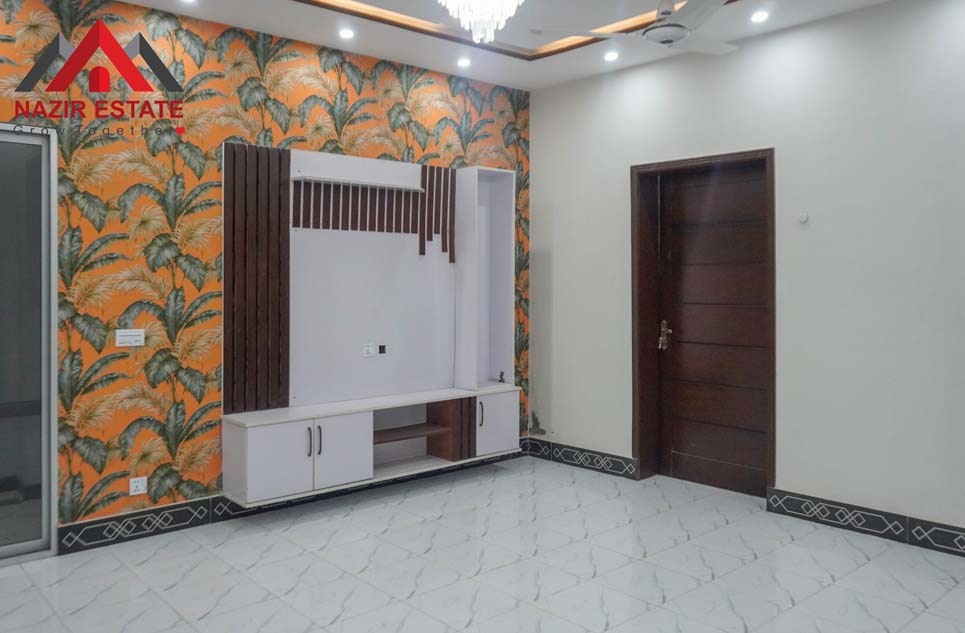 13 marla house for sale in Bahria Orchard Lahore